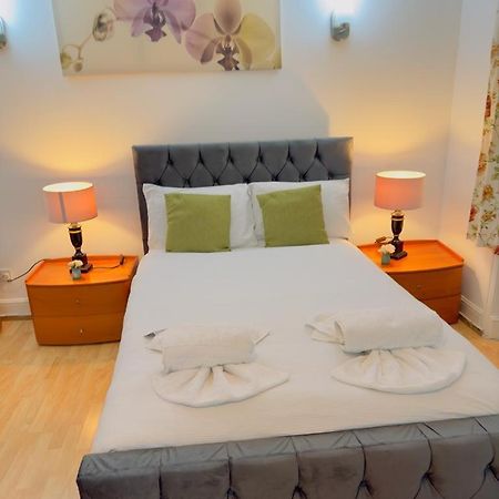 Bright Budget Studio Apartment In Central London Eksteriør bilde