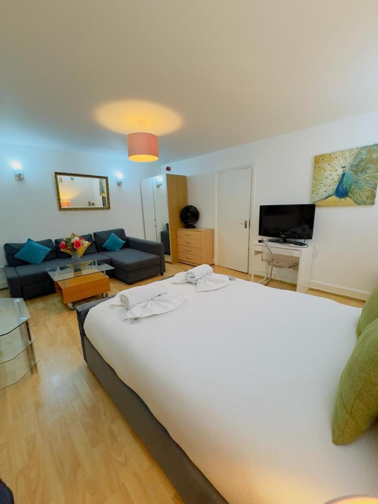 Bright Budget Studio Apartment In Central London Eksteriør bilde